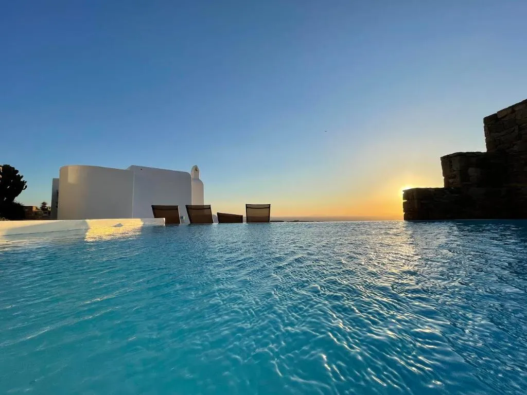 VILLA CLASSIC Room, White Rock Suites & Villas, Mykonos