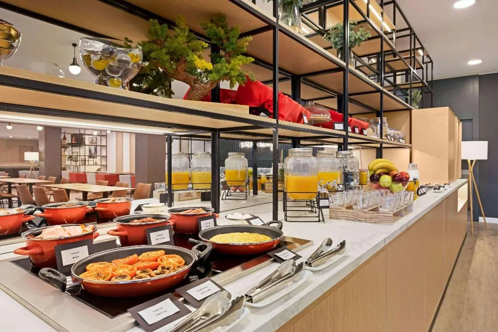 Restaurant, Ramada by Wyndham Valencia Almussafes, Valencia