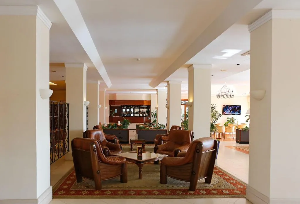 Lobby, Verdi Santarem, Lisbon