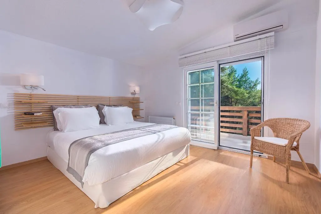 Room, The White Villa At Sani, Halkidiki