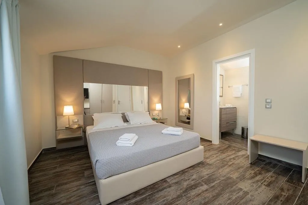 SUITE STANDARD Room, Makris Yialos Apartments, Kefallinia