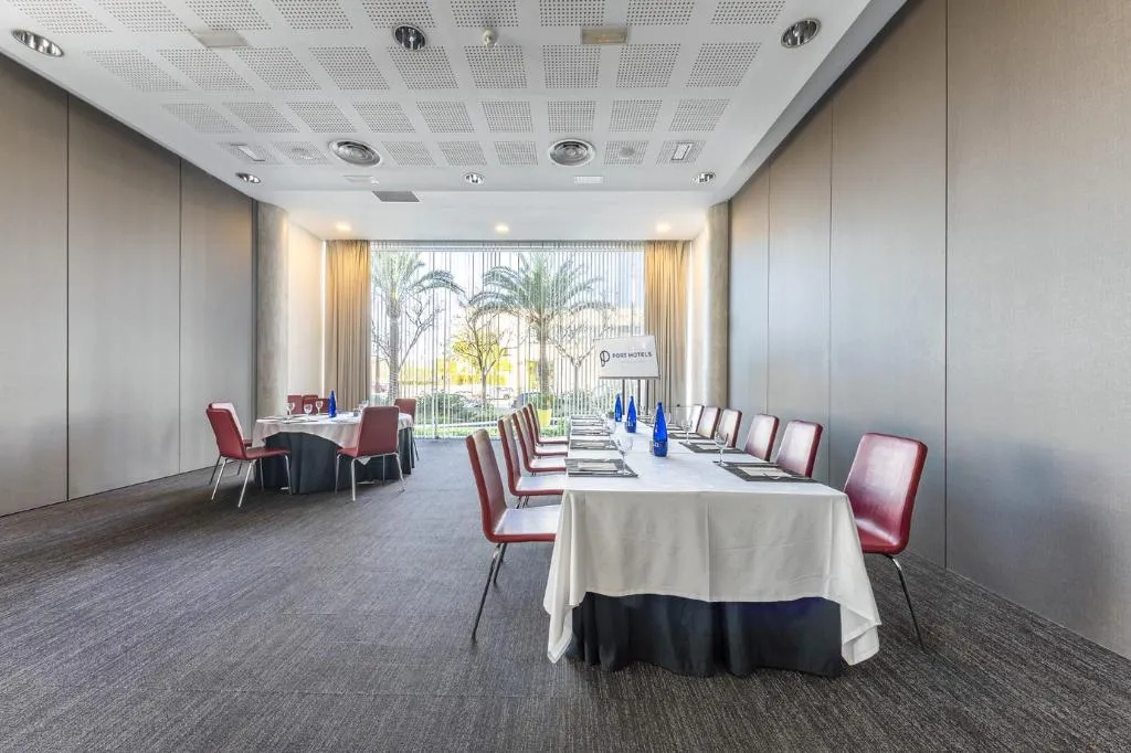 Conferences, Port Elche, Costa Blanca