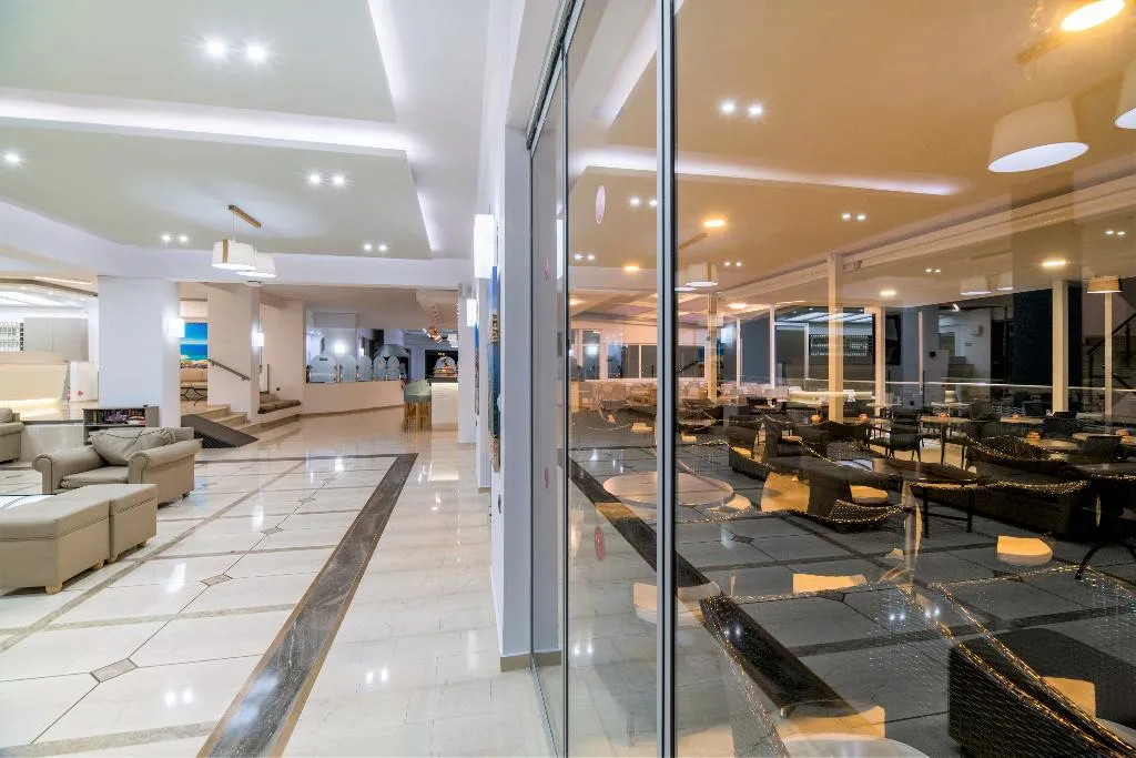 Lobby, Horizon Beach Hotel, Crete