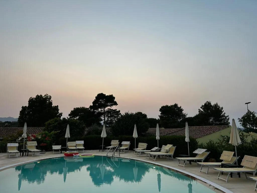Pool, Cala Mirto Hotel, Olbia