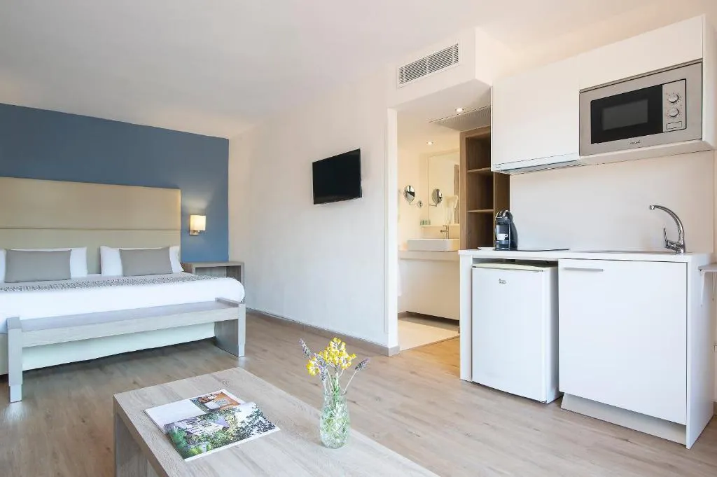 DOUBLE SINGLE USE STANDARD Room, Menorca Binibeca by Pierre & Vacances Premium*, Menorca