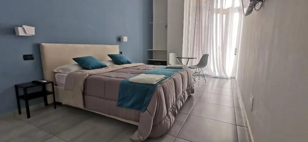 Room, Hi Relais Rooms, Naples