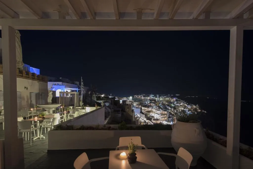 Room, Kastro Suites, Santorini