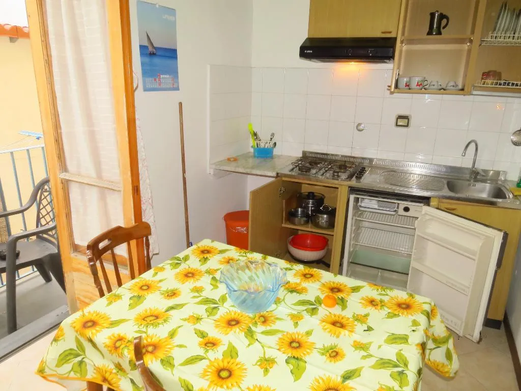 APARTMENT SUPERIOR WITH BALCONY Room, Casa Vittorio, Catania