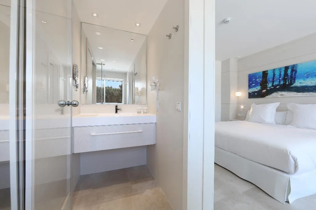 DOUBLE PRESTIGE Room, Iberostar Selection Santa Eulalia Ibiza, Ibiza