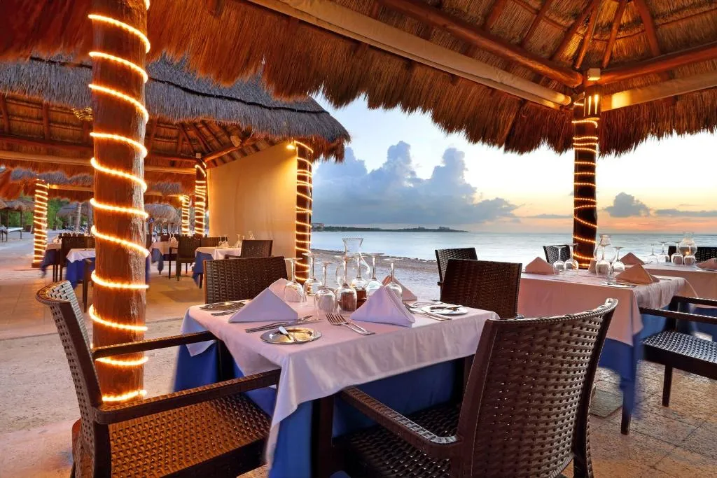 Restaurant, Grand Palladium Kantenah Resort & Spa, Cancun Area