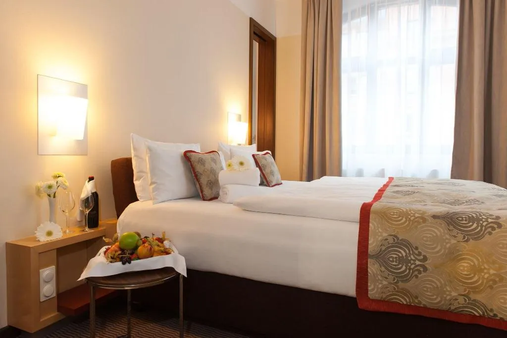Room, Centrovital, Berlin