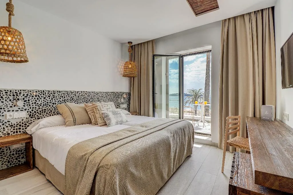 DOUBLE SEA VIEW Room, Hoposa Pollentia, Majorca