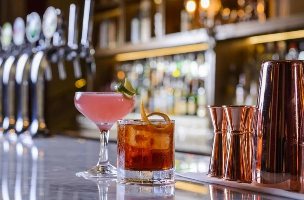 Bar, The Metropole Hotel Cork, Cork