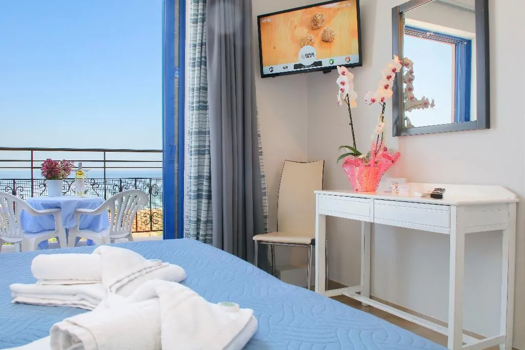 Double or Twin SEA VIEW Room, Alexis, Crete
