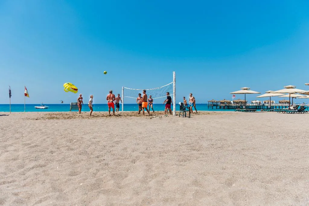 Sports and Entertainment, Club Nena, Antalya