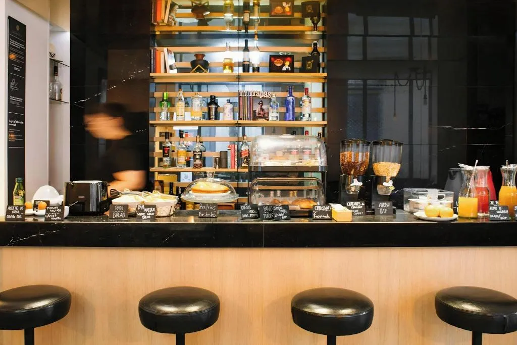 Restaurant, La Casa Del Sol Hotel Gracia, Sonder by Marriott B, Barcelona