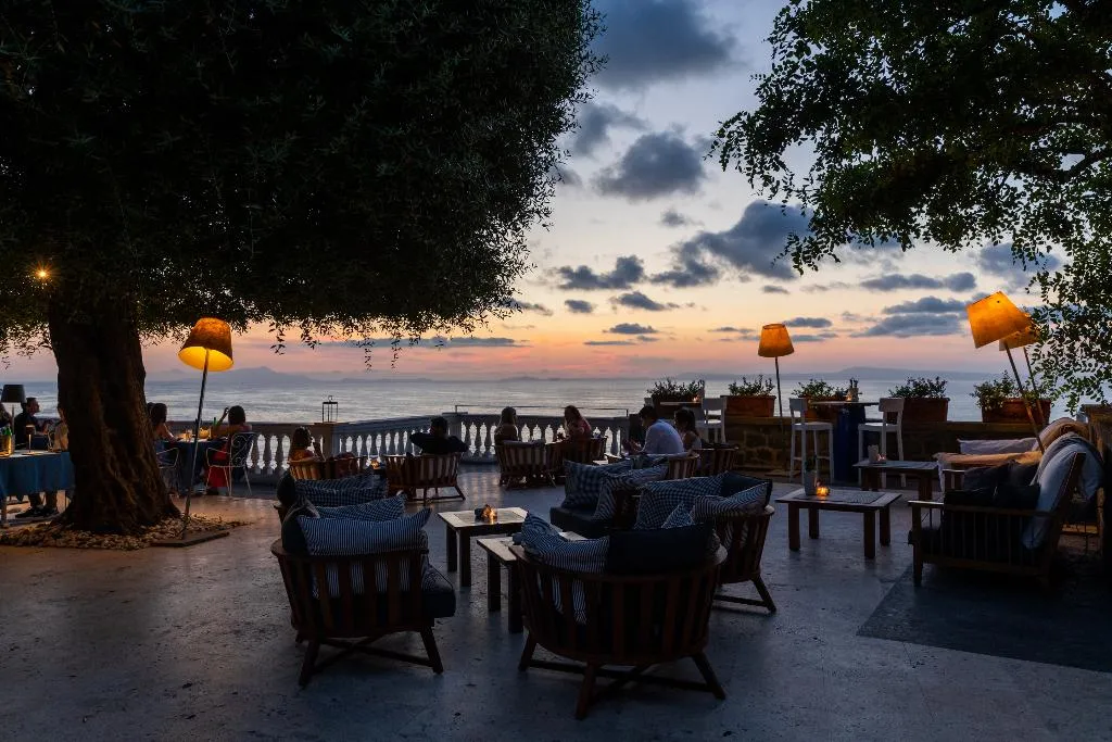 Terrace, Grand Hotel Cocumella, Naples