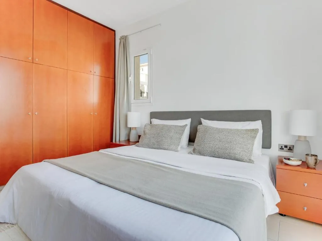 APARTMENT DELUXE ONE BEDROOM Room, Sanders Seaview, Cyprus