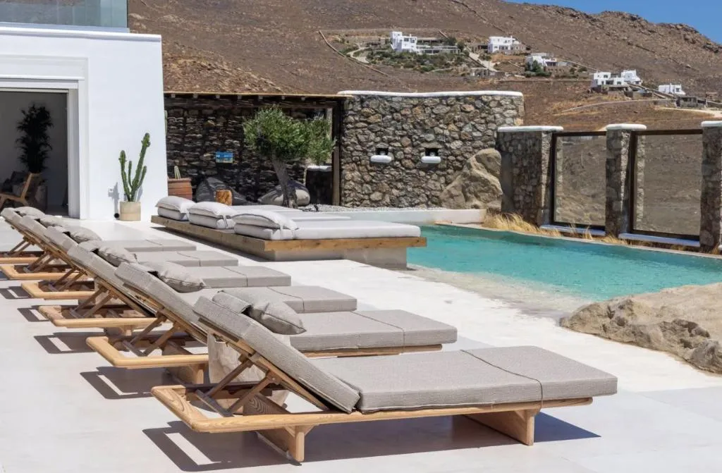 VILLA SEVEN BEDROOMS WITH PRIVATE POOL Room, Mykonos Panormos Villas, Mykonos
