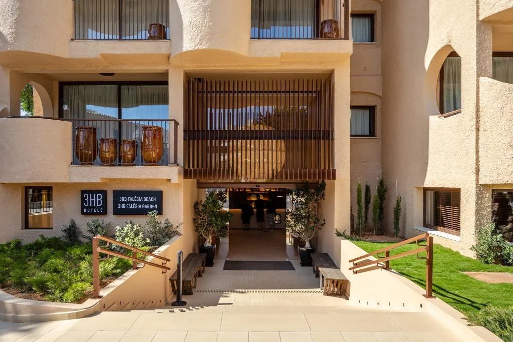 General view, 3HB Falesia Beach, Algarve