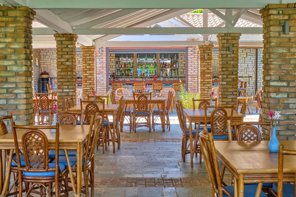 Restaurant, Chrismos Luxury Suites & Studios, Corfu