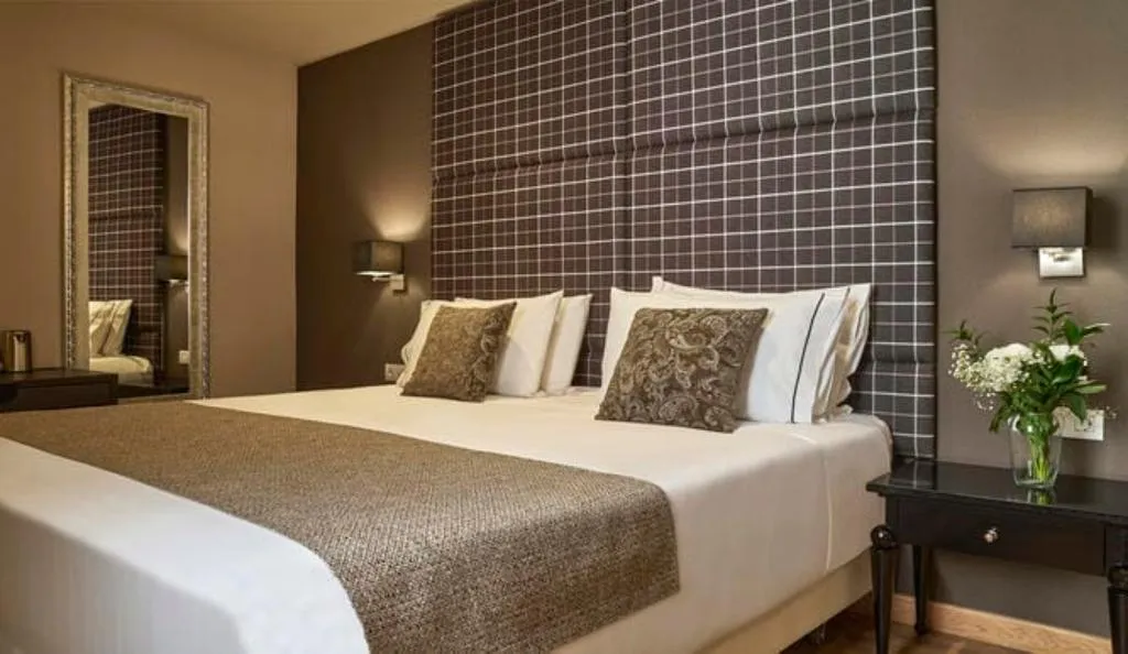 DOUBLE SINGLE USE COMFORT Room, Hesperia Barri Gòtic, Barcelona