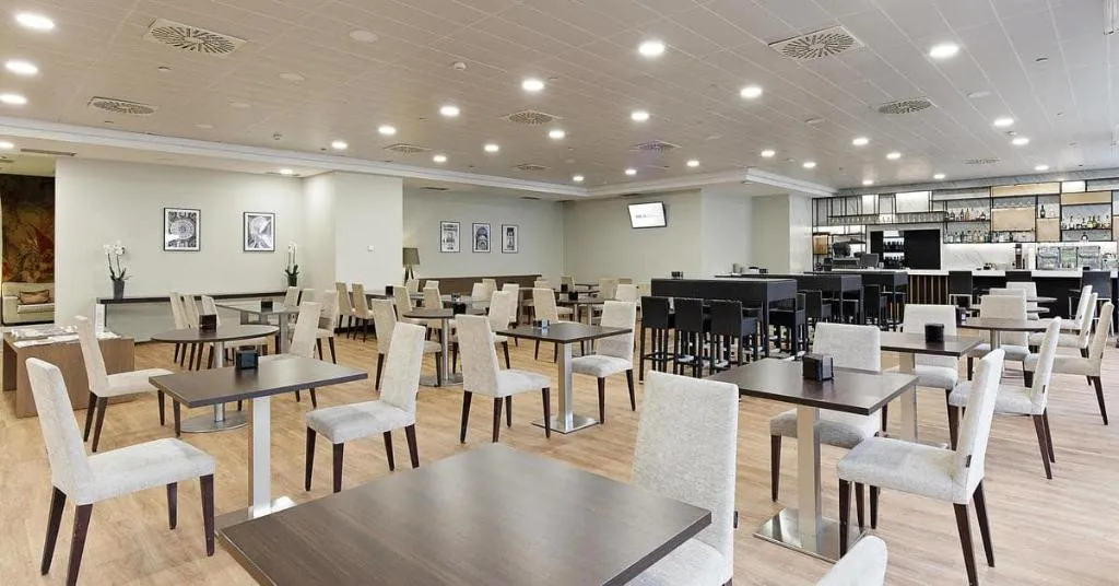 Restaurant, Melia Avenida America, Madrid
