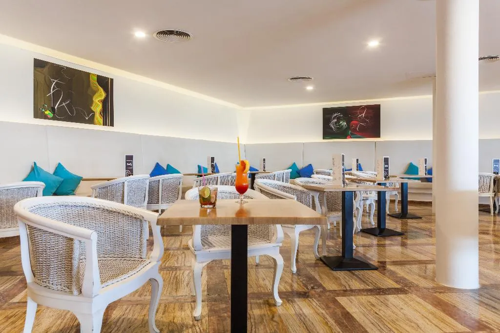 Restaurant, Menorca Binibeca by Pierre & Vacances Premium*, Menorca