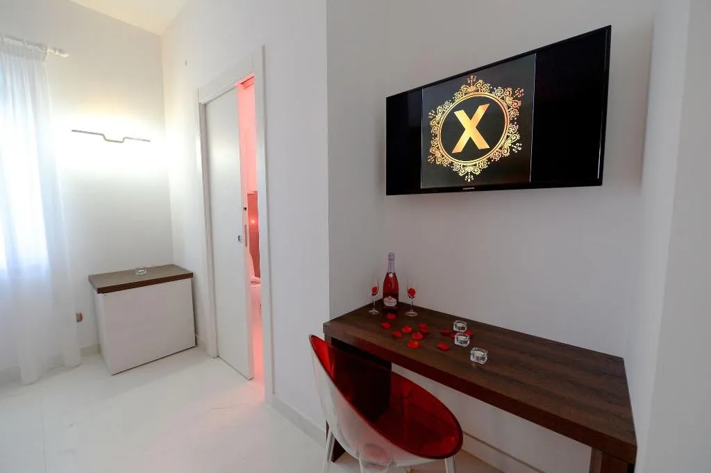 Room, X Hotel, Naples