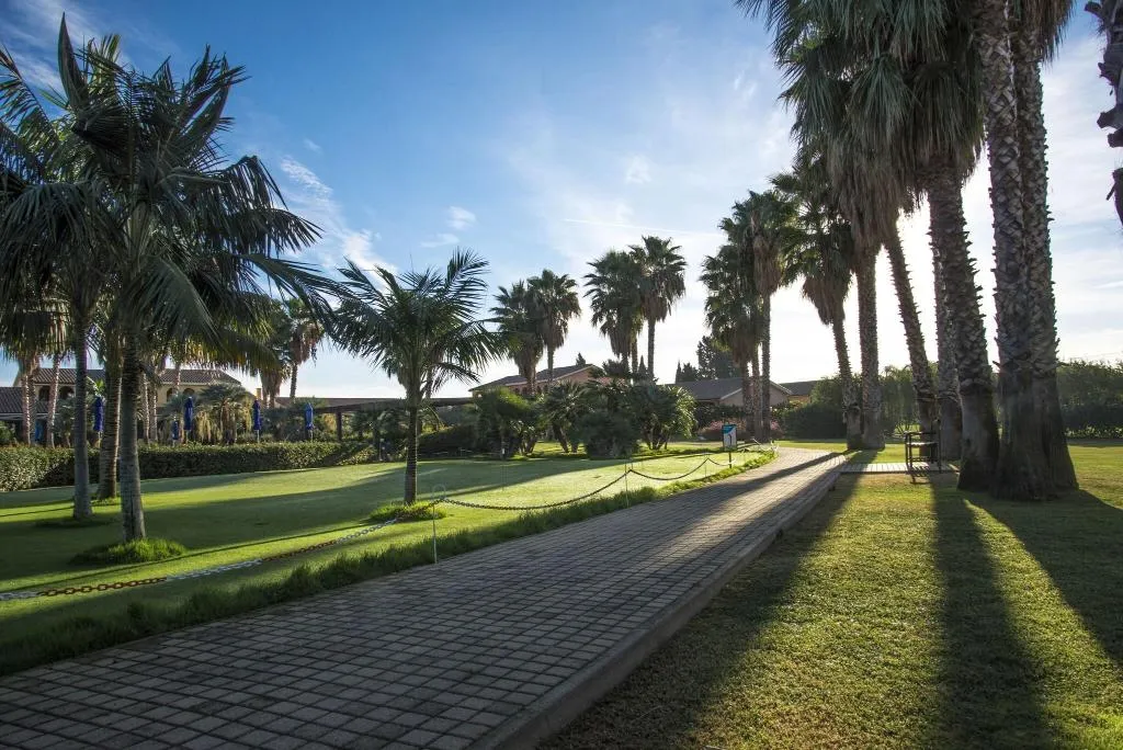 Sports and Entertainment, Lantana Resort Hotel & Apartments, Cagliari