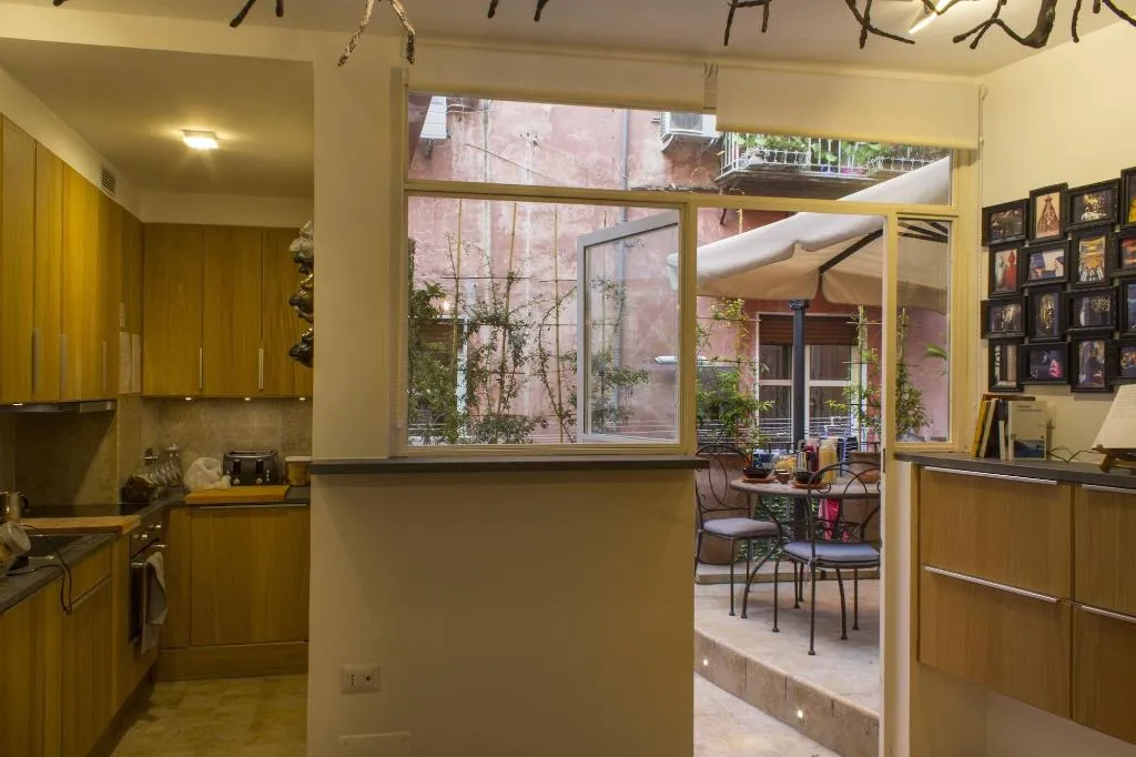 Restaurant, Casa Latina B&B, Naples