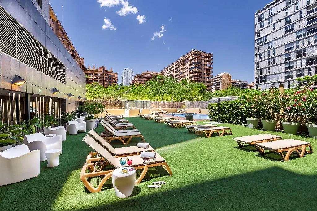 Pool, Innside Valencia Oceanic, Valencia