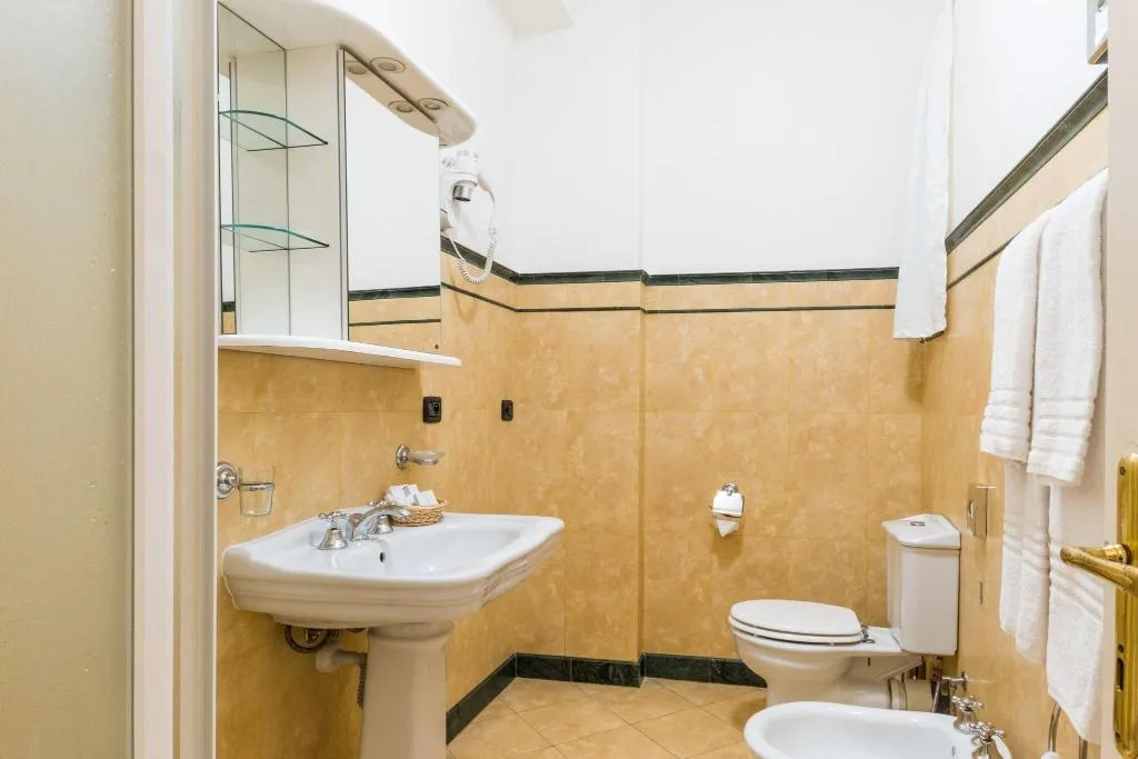 STUDIO KING SIZE BED Room, Residence Leon D'Oro, Prague