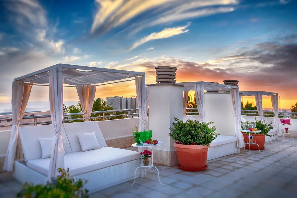 Terrace, Oro Blanco Apartments, Tenerife