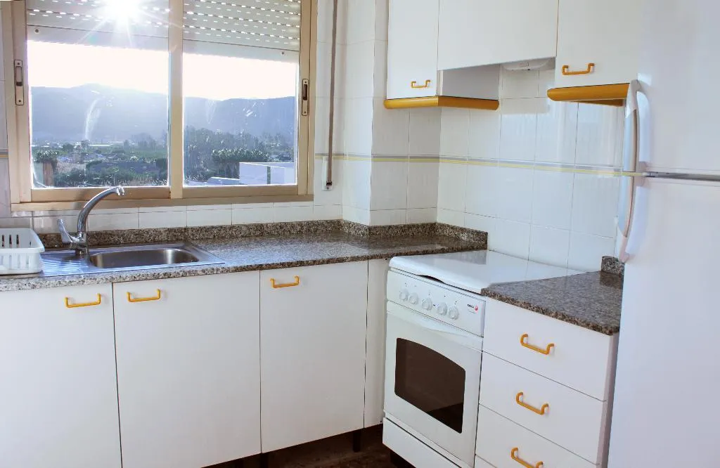 APARTMENT CAPACITY 6 TWO BEDROOMS Room, Jardines de Gandia I-II 3000, Valencia