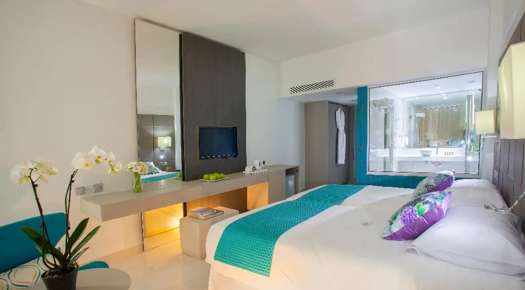 DOUBLE SEA VIEW Room, King Evelthon Beach Hotel & Resort, Cyprus