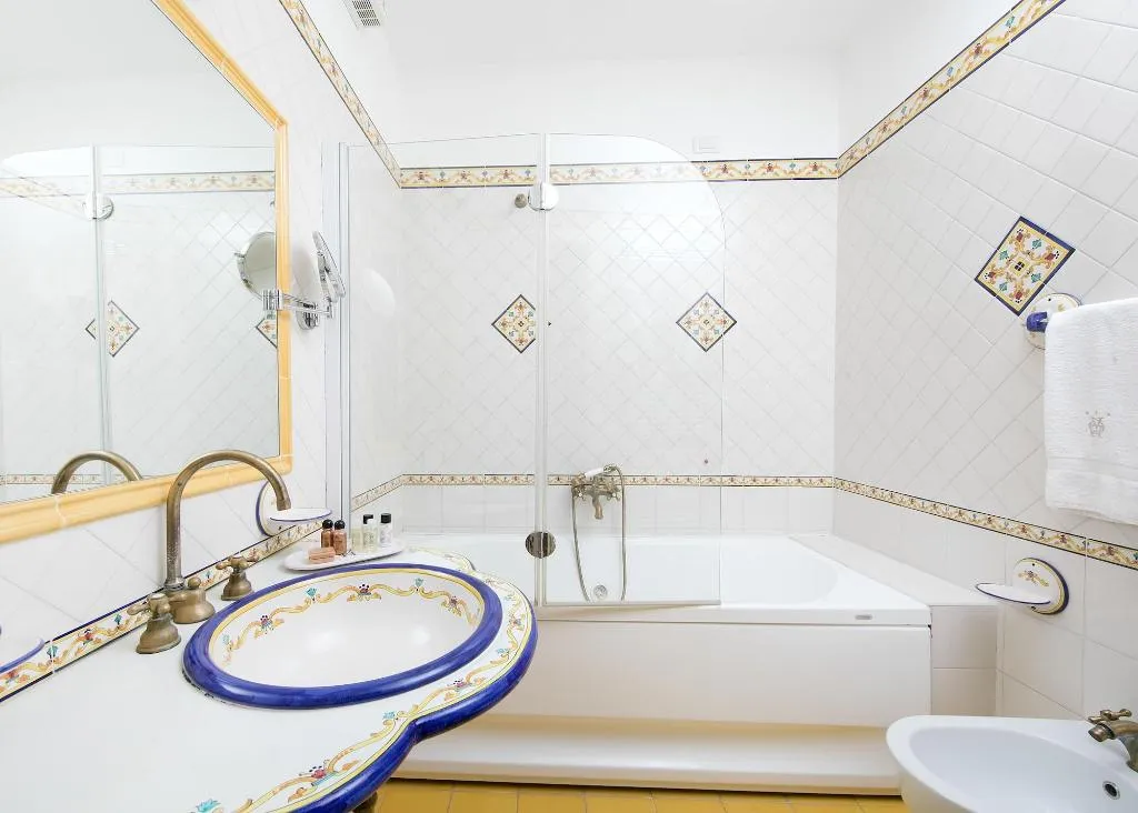 Room, Hotel Onda Verde, Naples