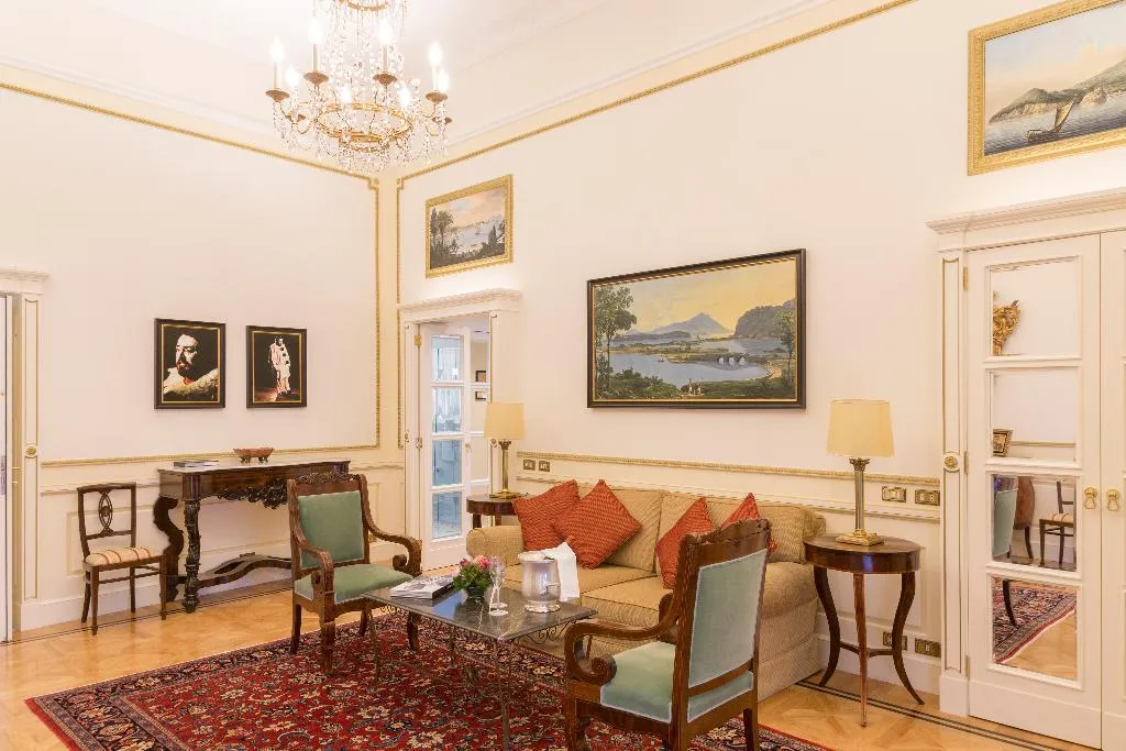 SUITE STANDARD Room, Grand Hotel Excelsior Vittoria Spa, Naples