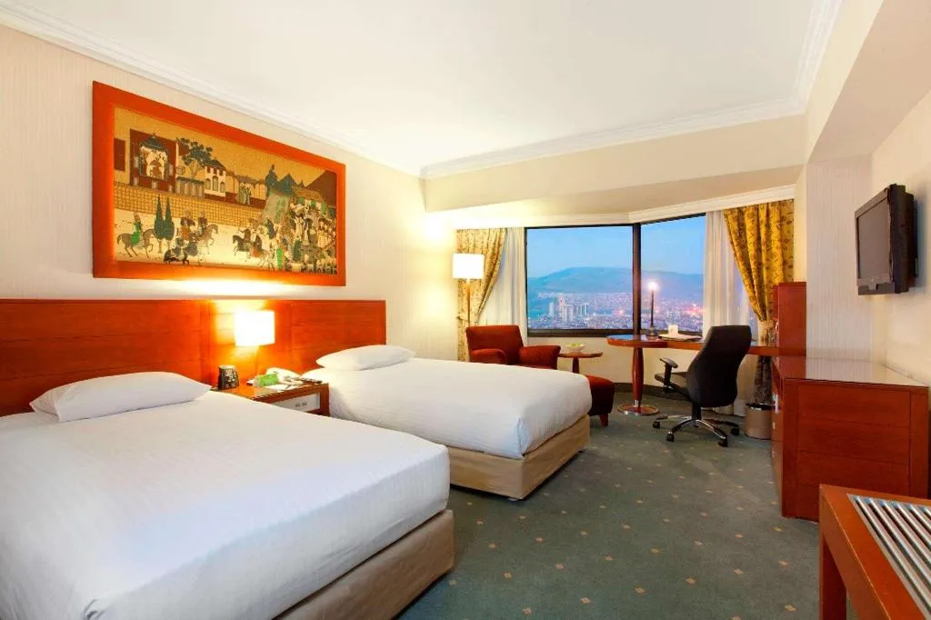 TWIN GUEST ROOM Room, Hilton Izmir, Izmir