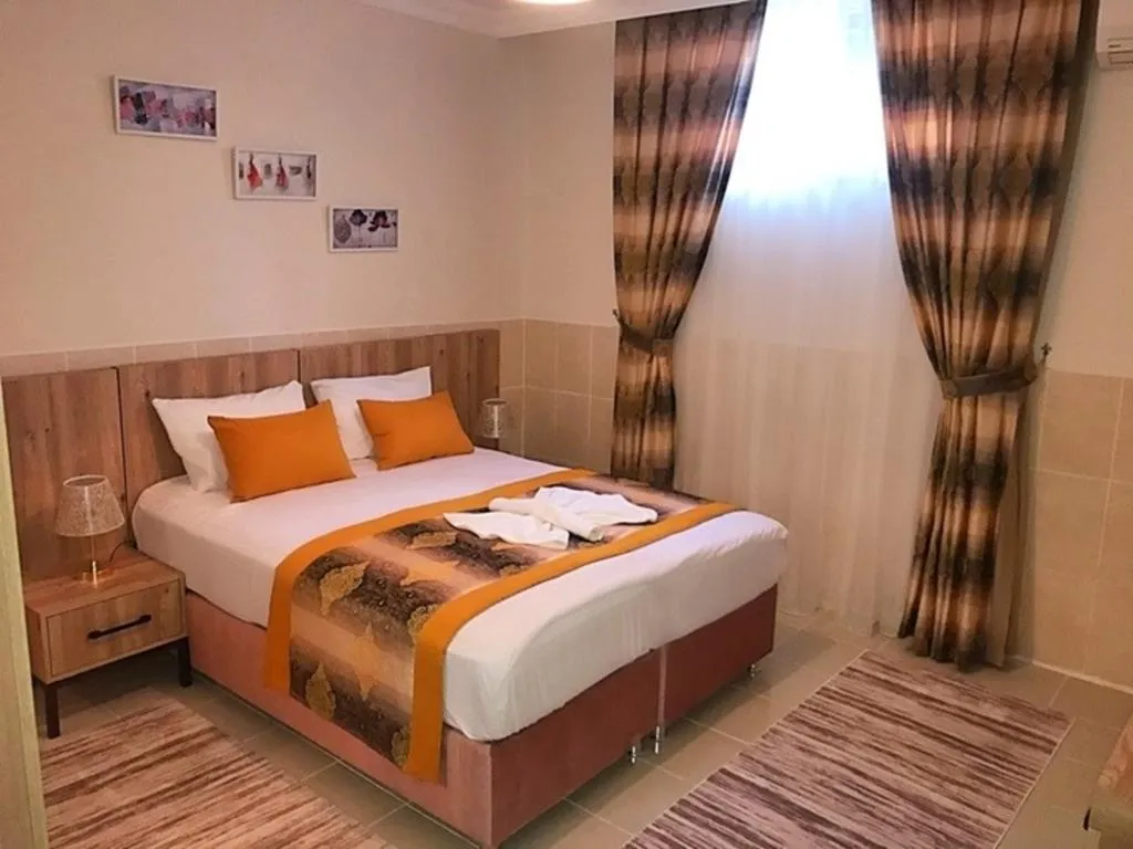 Room THREE BEDS Room, Alfa Apart Hotel, Antalya