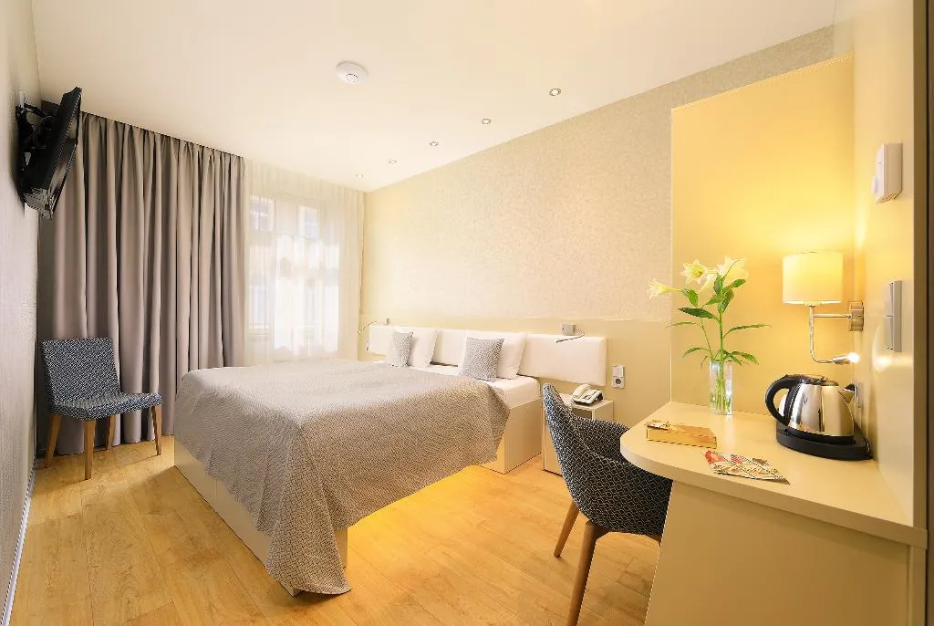 DOUBLE DELUXE Room, Ametyst, Prague