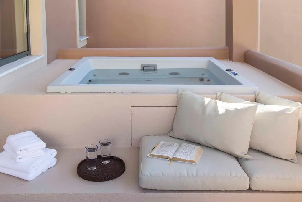 SUITE WITH JACUZZI Room, Lena Mare Boutique Hotel, Corfu