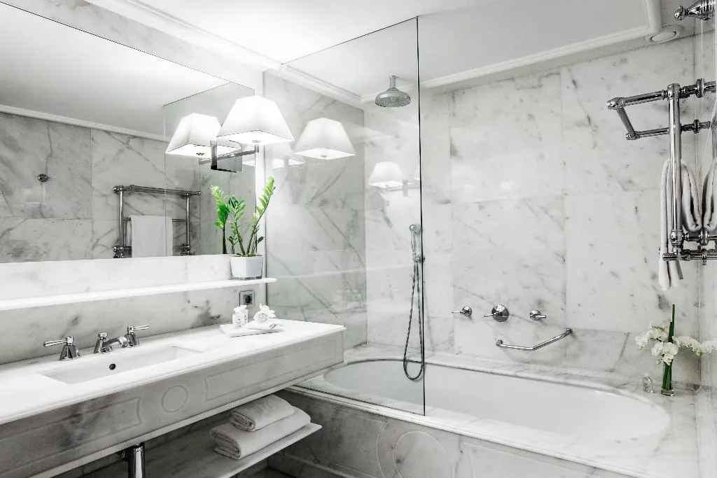 DOUBLE DELUXE CITY VIEW Room, Majestic Hotel & Spa Barcelona, Barcelona