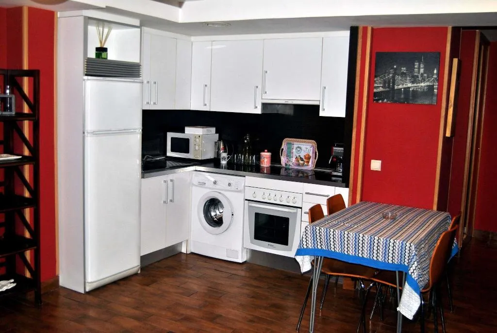 Room, Apartahotel Collarubio, Madrid
