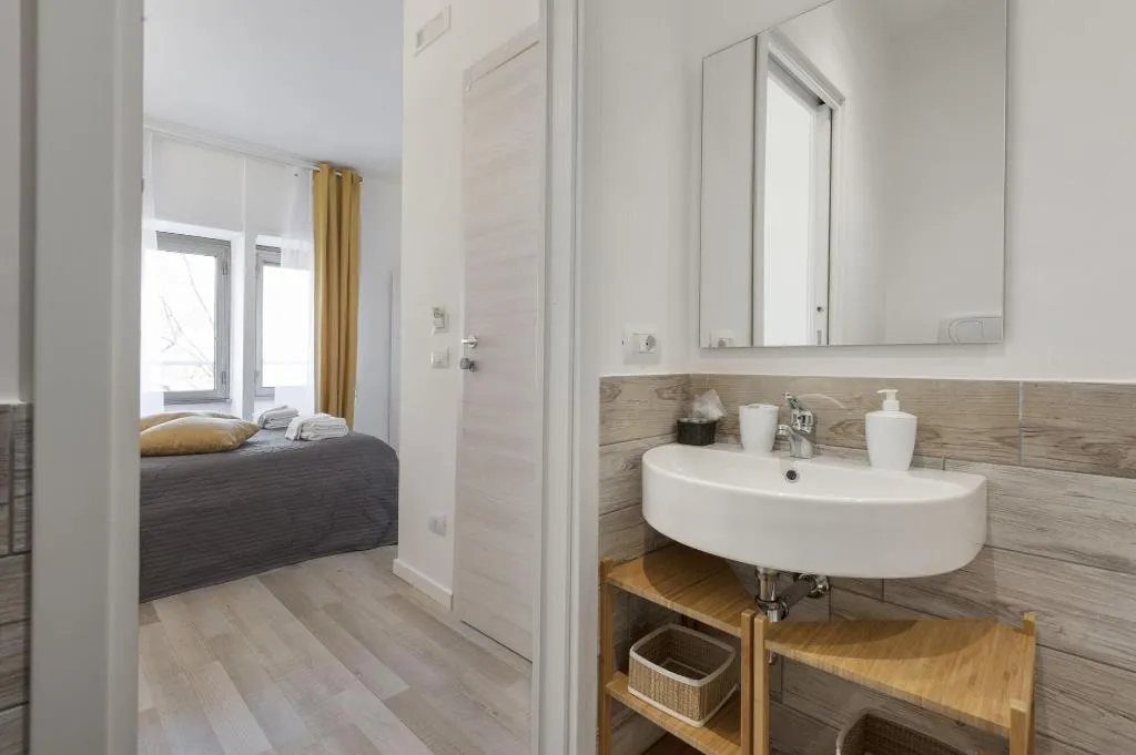 Room, De Guestibus, Rome