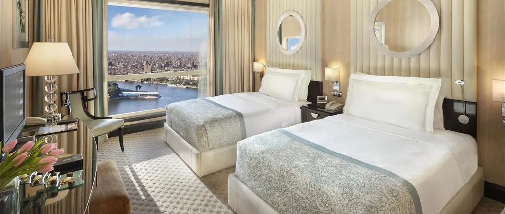Room, Fairmont Nile City, Cairo