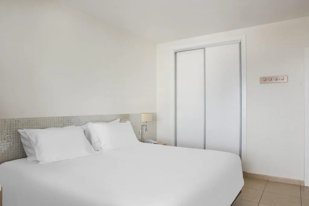 APARTMENT TWO BEDS Room, Santa Barbara Golf & Ocean Golf Club, Tenerife