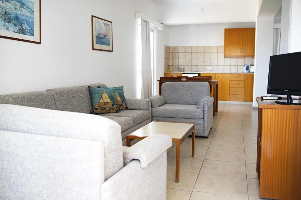 Room, Sun Hall Beach Hotel Apts, Cyprus