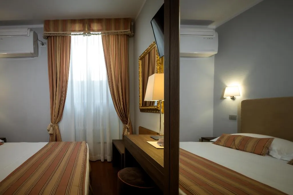 DOUBLE STANDARD Room, Hotel Bosone Palace, Umbria