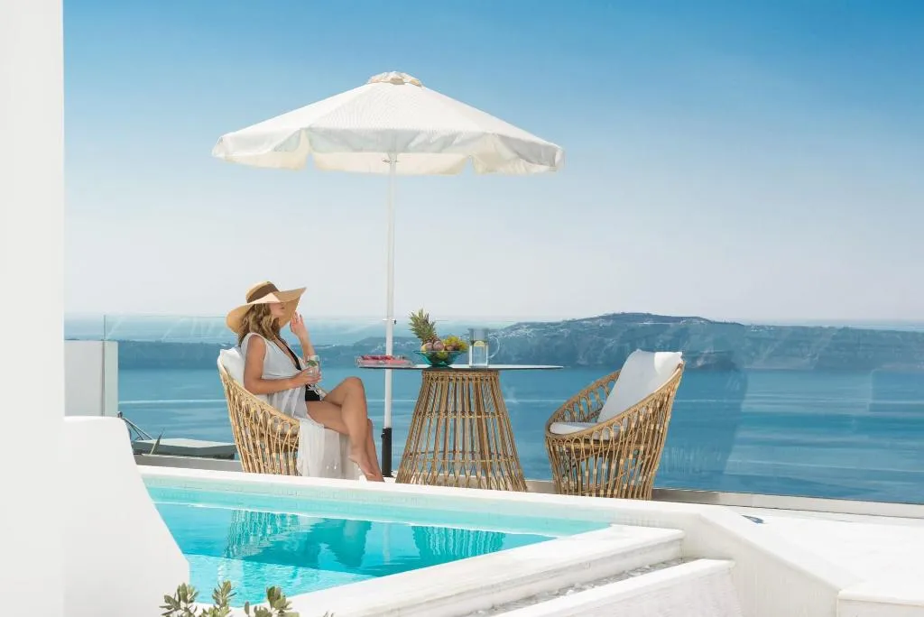 Sports and Entertainment, Anteliz Hotel And Suites, Santorini